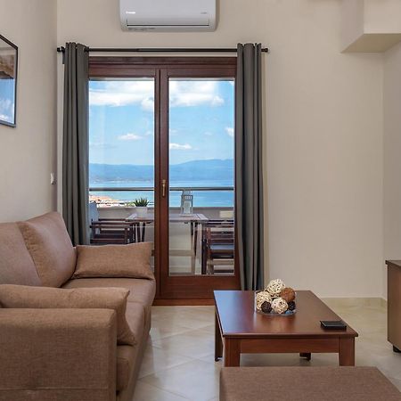 Pleiades Casual Living Apartment เนอาโรดา ภายนอก รูปภาพ
