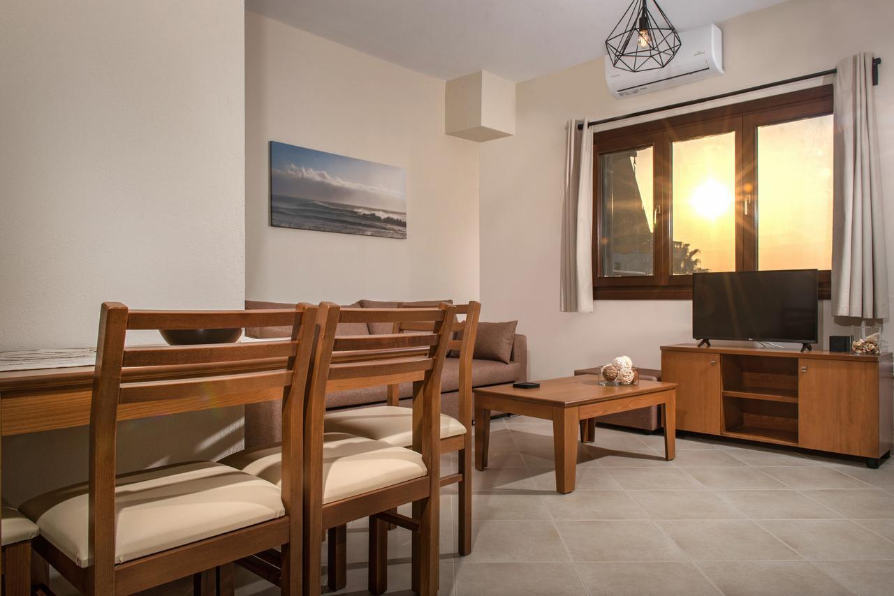 Pleiades Casual Living Apartment เนอาโรดา ภายนอก รูปภาพ