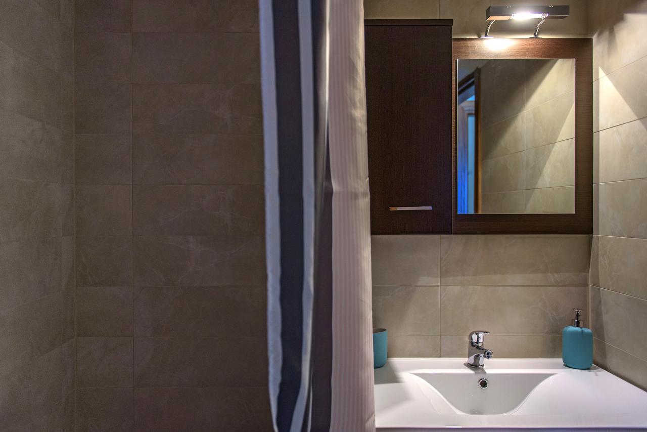 Pleiades Casual Living Apartment เนอาโรดา ภายนอก รูปภาพ