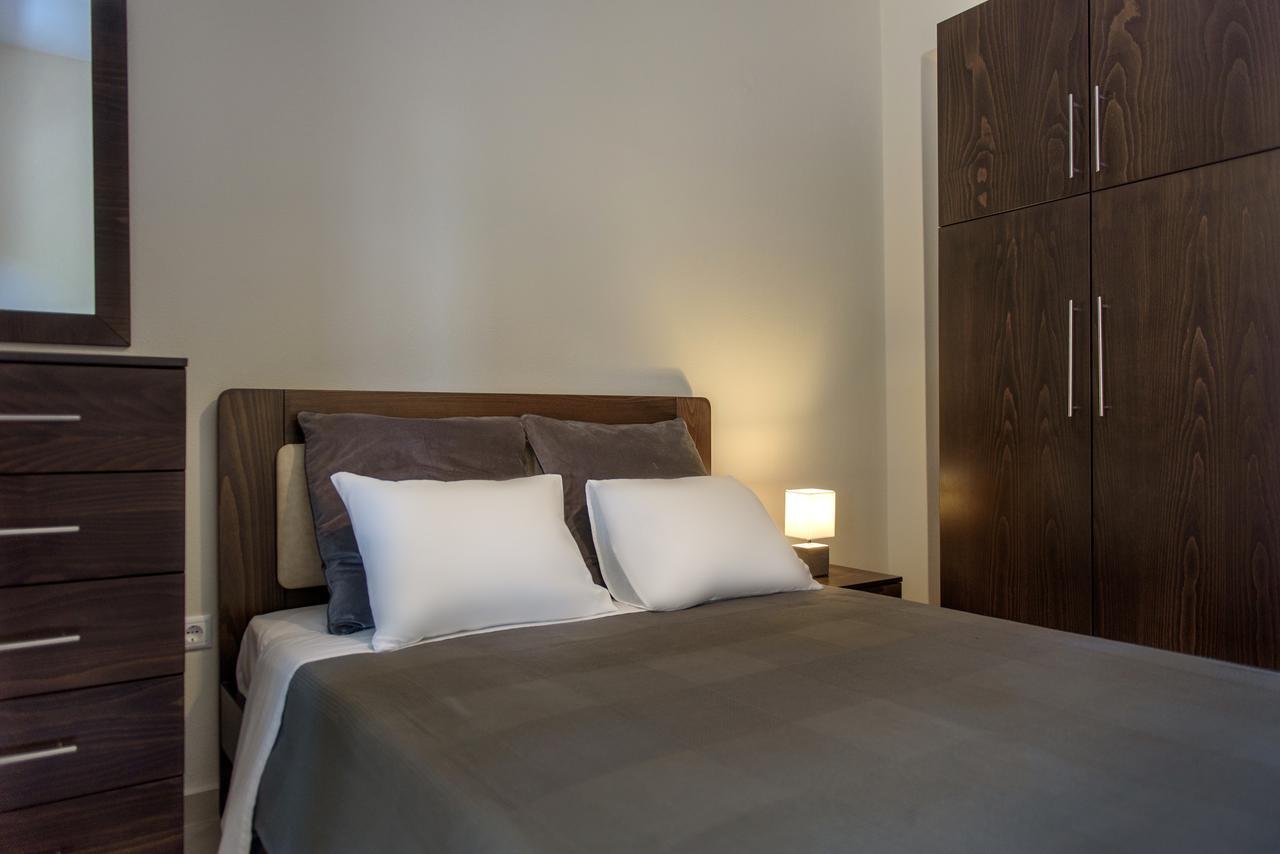 Pleiades Casual Living Apartment เนอาโรดา ภายนอก รูปภาพ